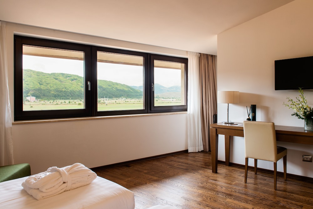 Aqua Montis Resort & Spa 10/50