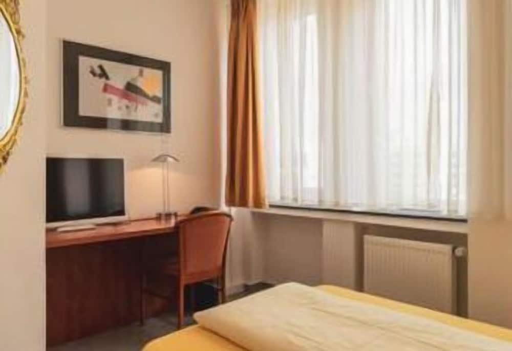 Parkhotel Friedrichstrasse 35/42