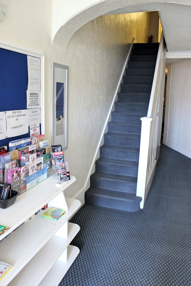Sandpiper Holiday Apartments 3/50