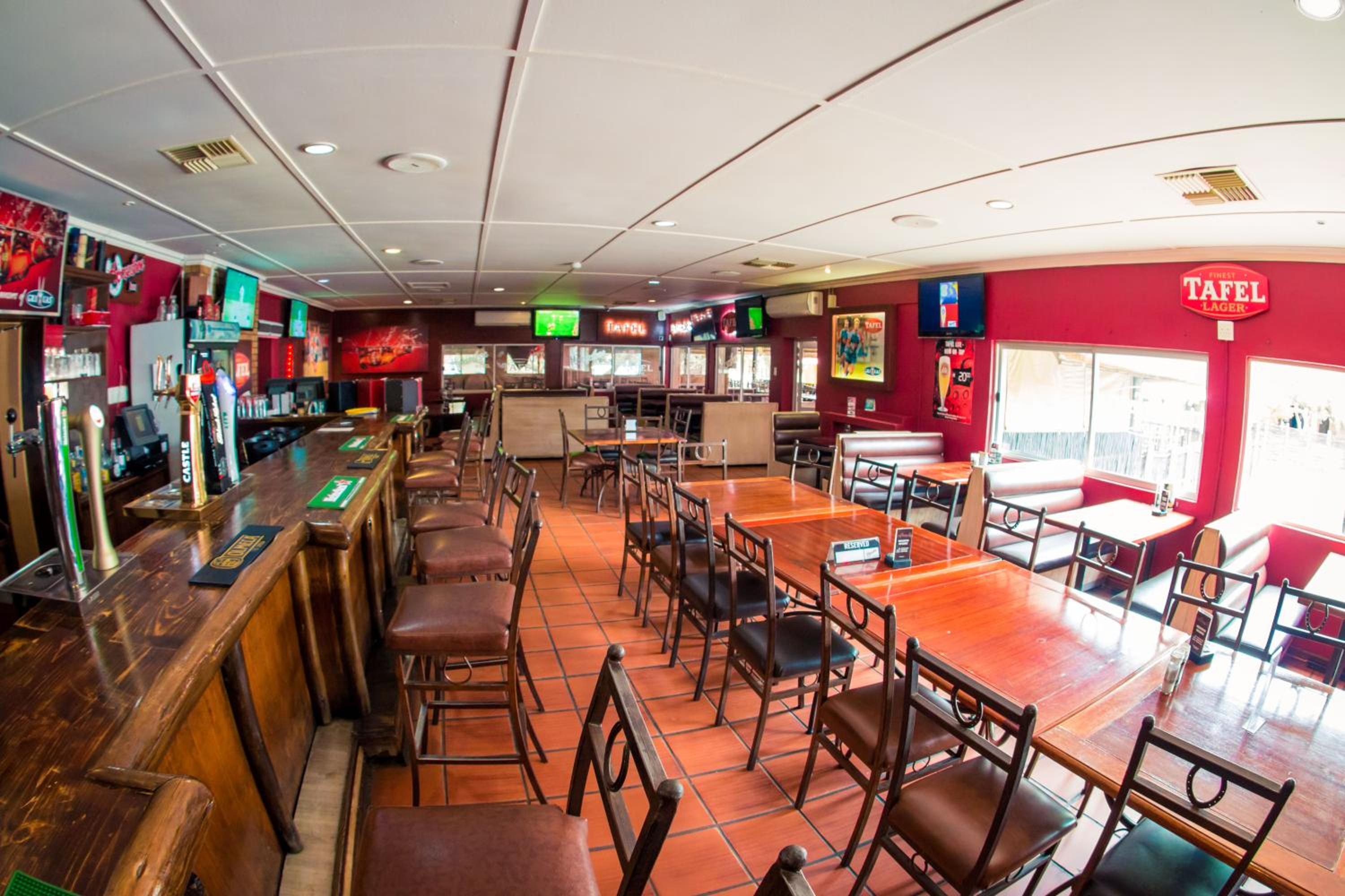 Horseshoe Inn 25/39