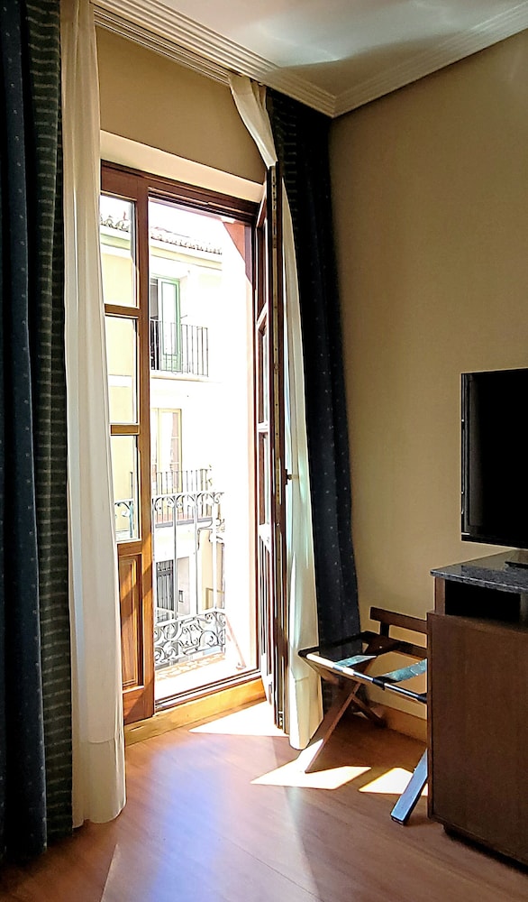 Hotel Imperial 24/28
