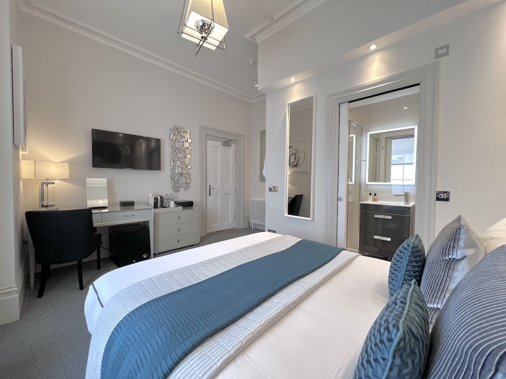 Tavistock House Hotel 2/38