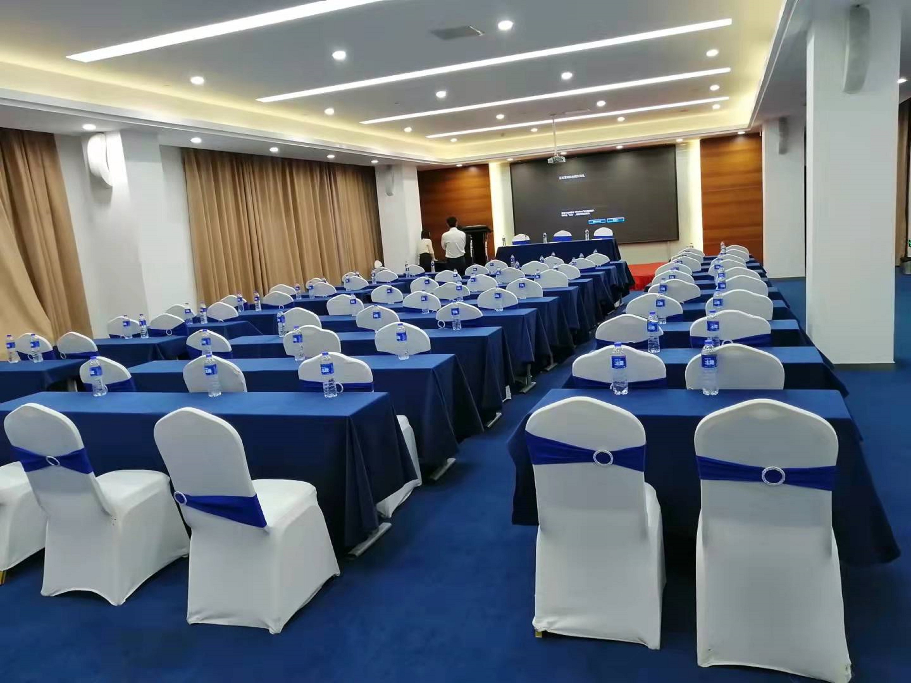 Holiday Inn Express Suzhou Changjiang 26/36
