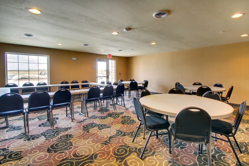 Stanton Inn And Suites 45/52