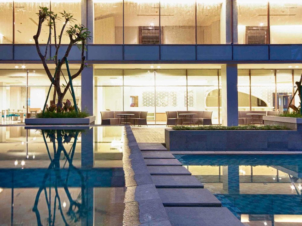 Mercure Padang 28/52