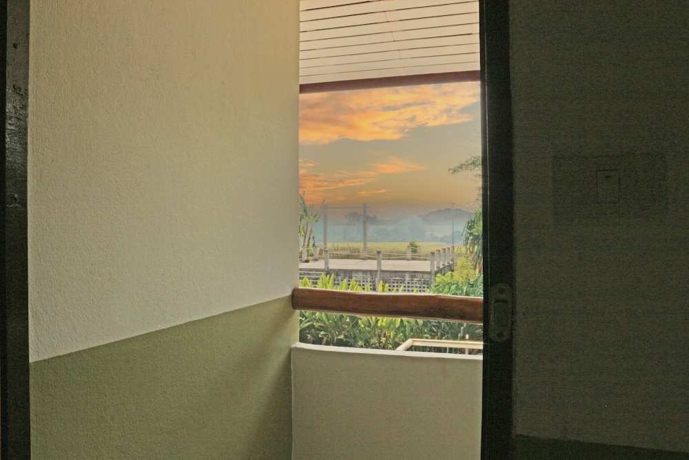Baan Khue Wieng Resort 24/42