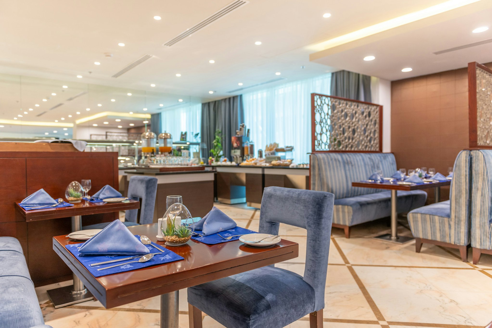 Century Hotel Doha 54/56