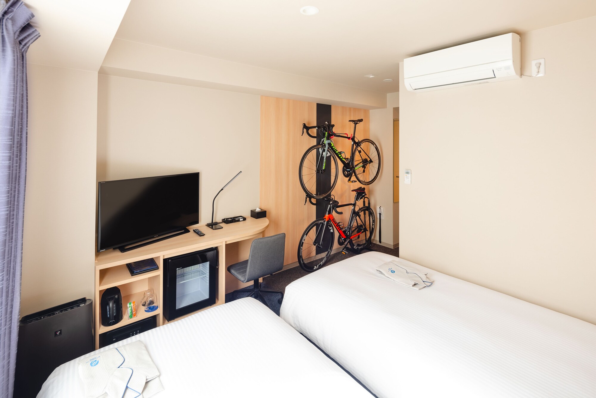 Twin Beds
