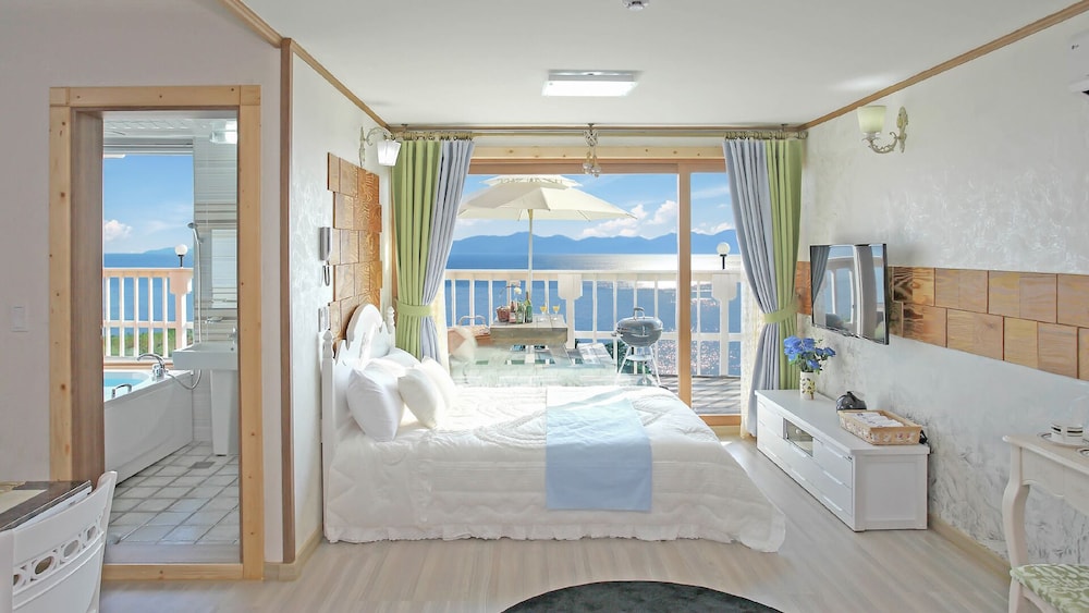Namhae Bel Vienne Pension 48/50