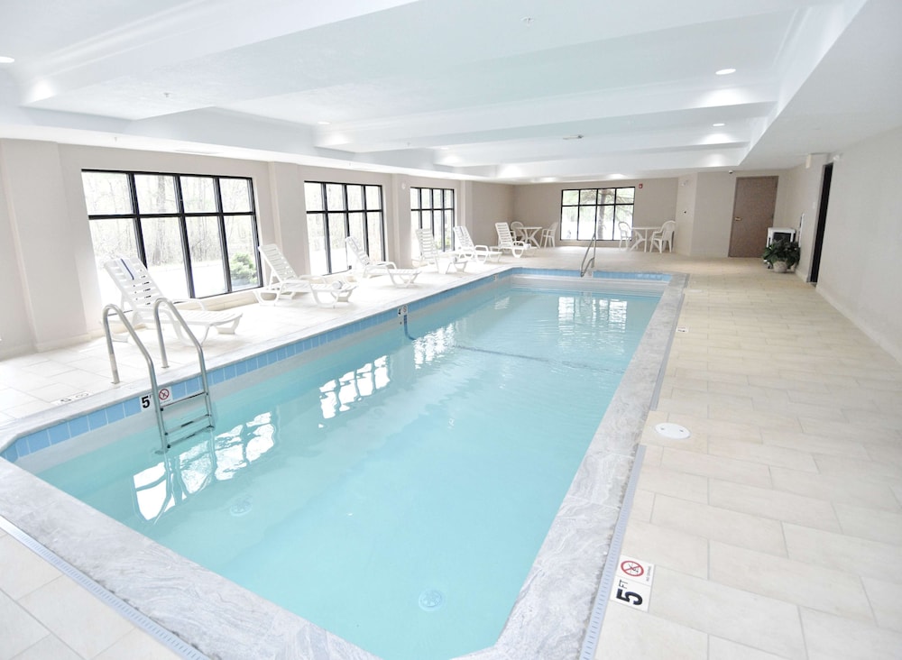 HAMPTON INN AUBURN MA in AUBURN - MA