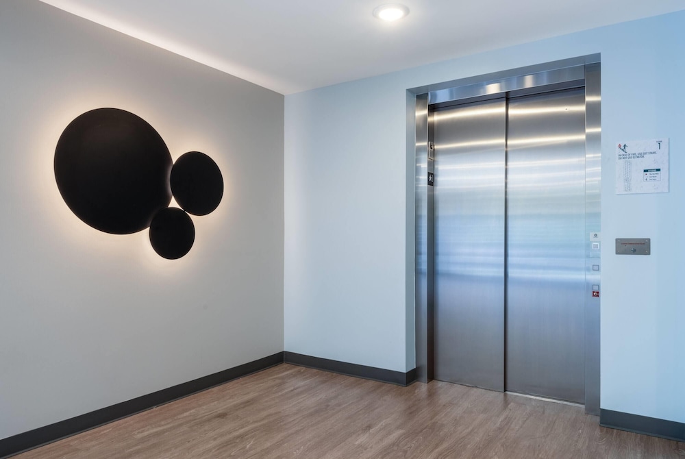 ECHO Suites Extended Stay by Wyndham Bozeman 50/68
