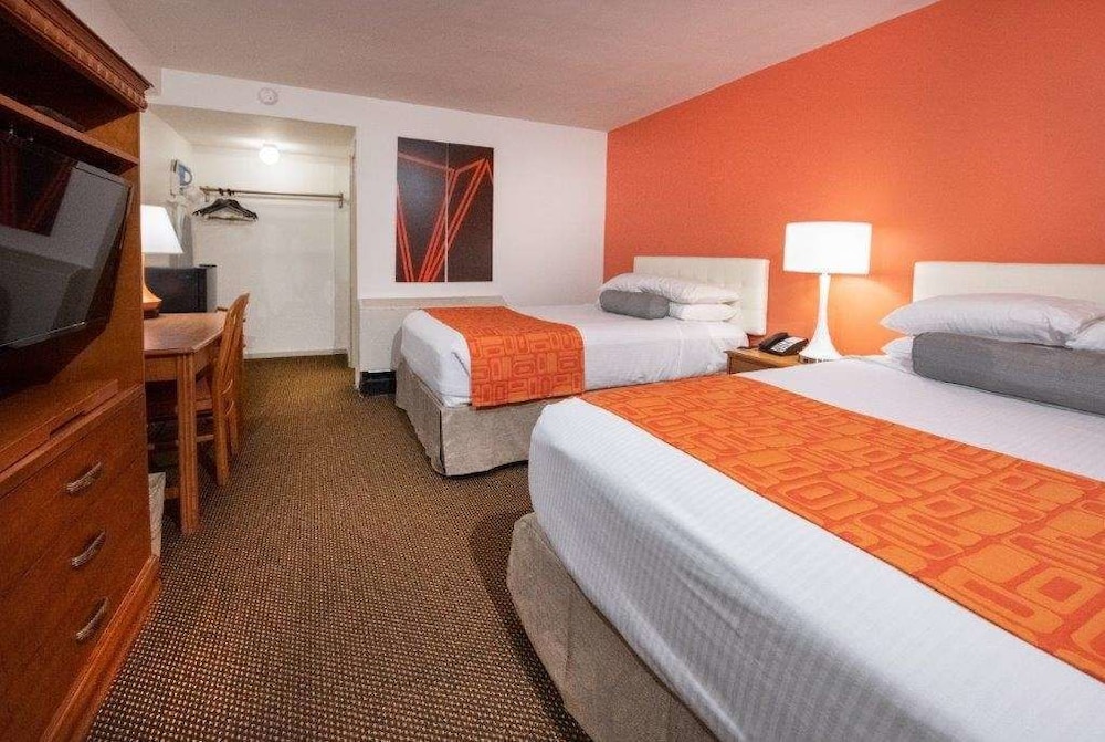 Howard Johnson by Wyndham Atlantic City 3/40