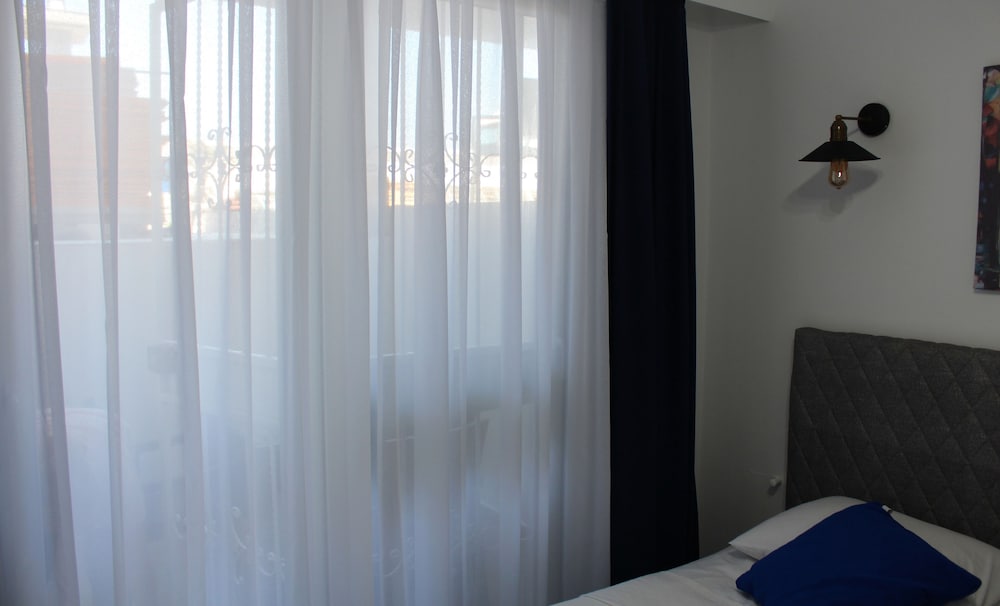 Mavi Restaurant & Apartments 3 22/50
