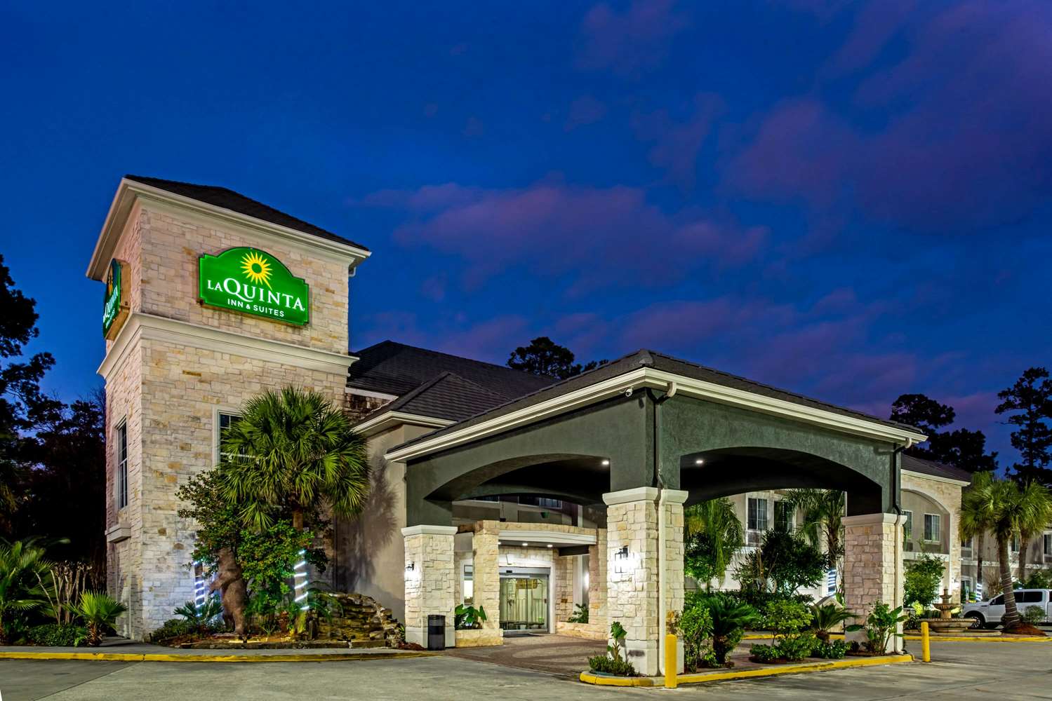 La Quinta Inn & Suites by Wyndham Kingwood Houston IAH Airpt 1/31