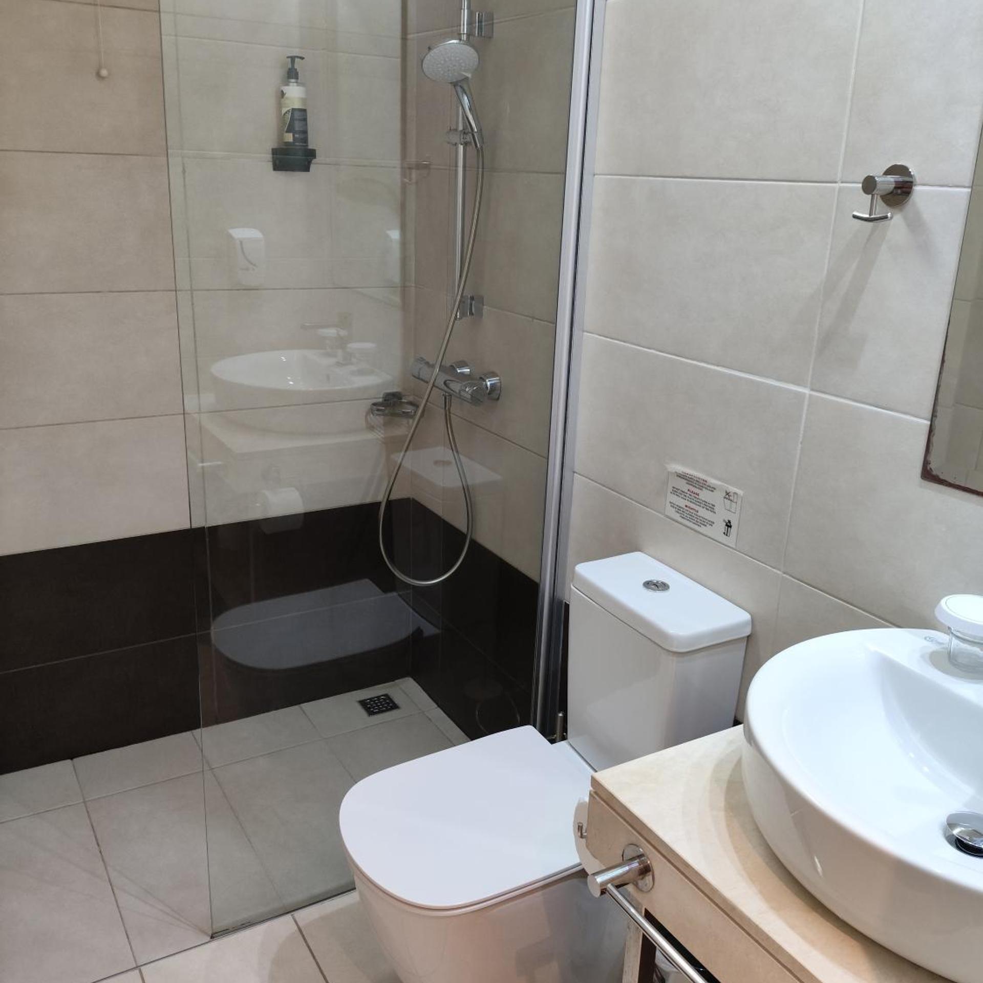 ALEA HOTEL & SUITES 53/55