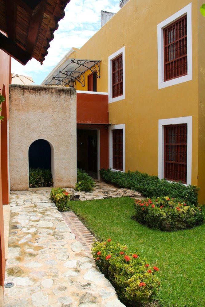 Casa Don Gustavo Hotel Boutique 68/75