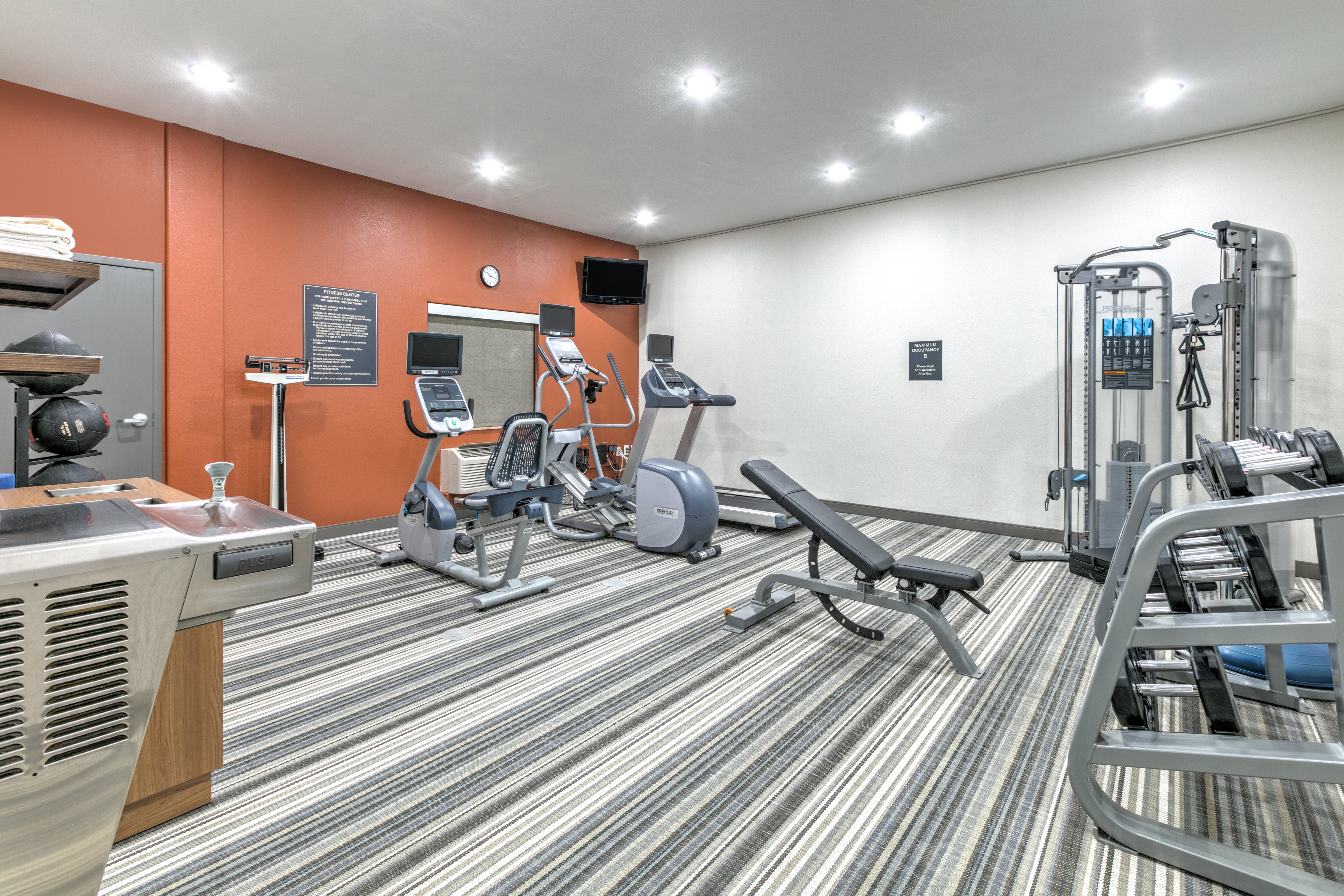 Candlewood Suites Lake Jackson Clute 32/60