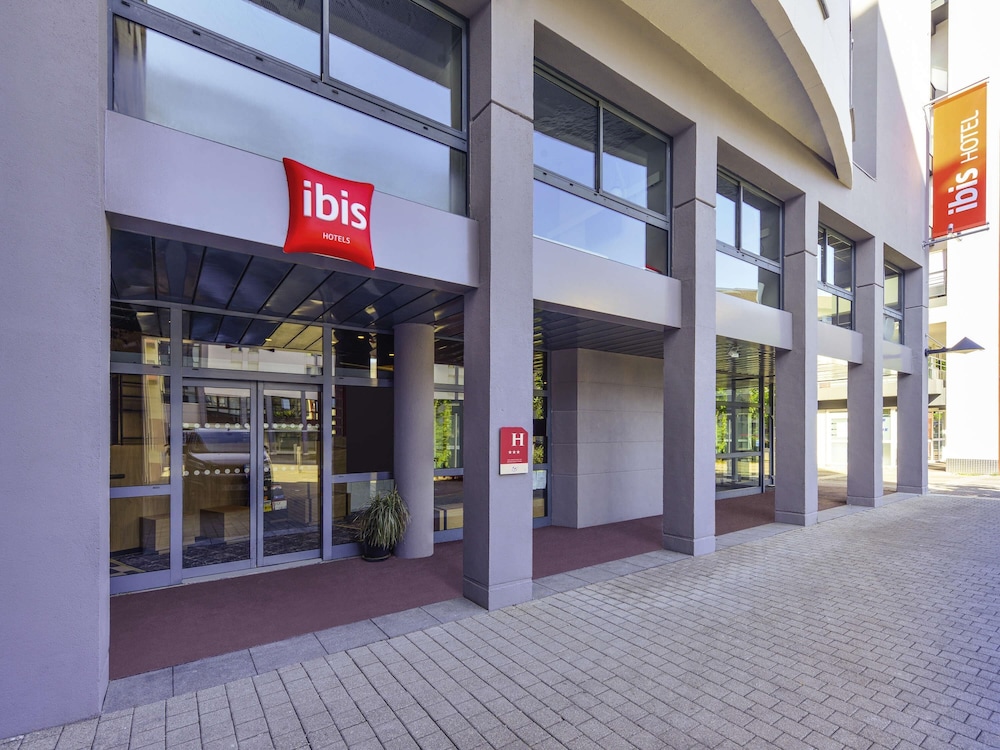 Ibis Annecy Cran Gevrier Hotel 62/68