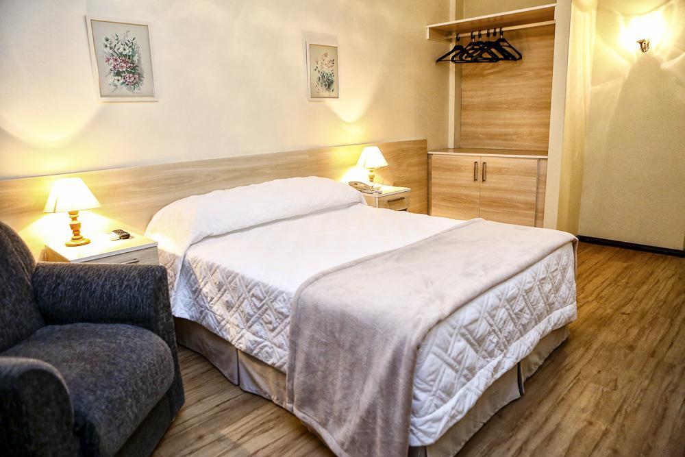 Hotel San Silvestre 6/19