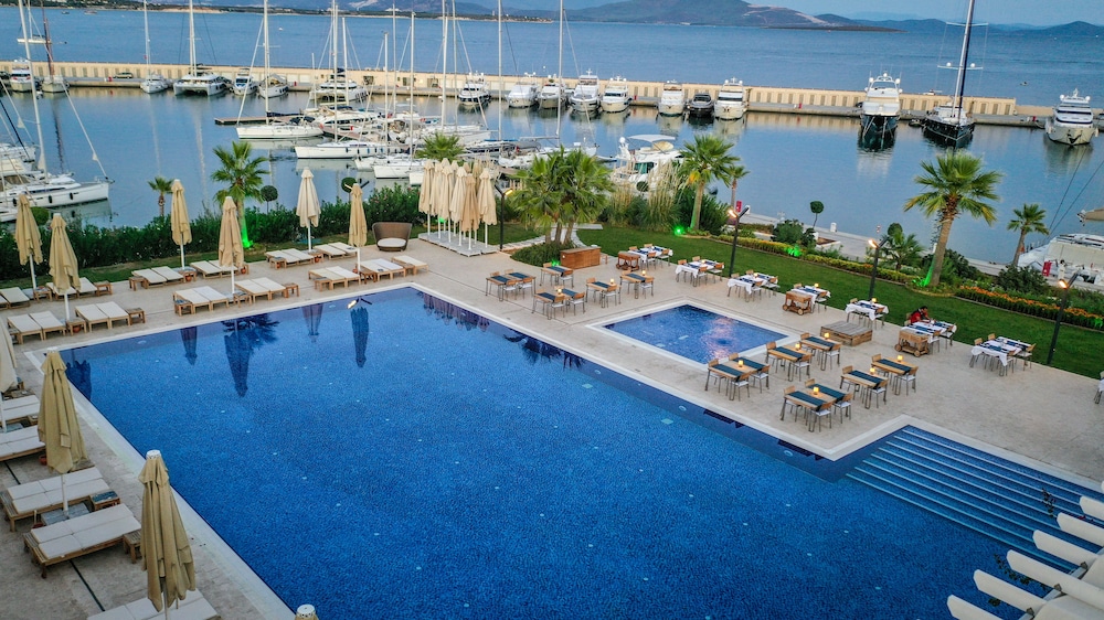 D-Marin Didim Marina Yacht Club 24/49