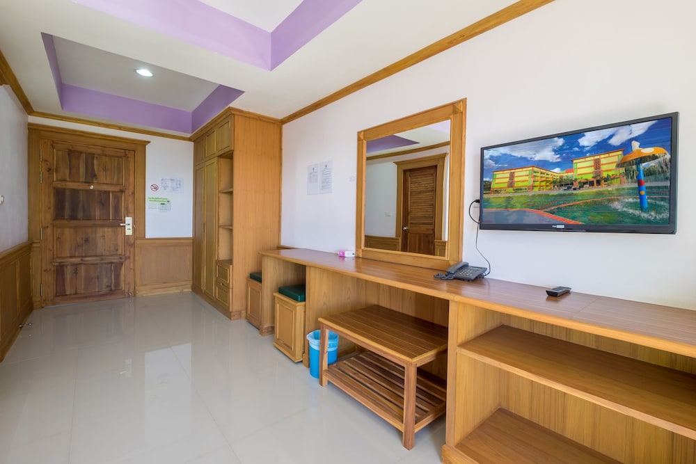 Hiso Place Hotel 12/70