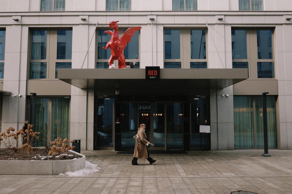 Radisson RED Hotel & Radisson RED Apartments, Krakow 1/50
