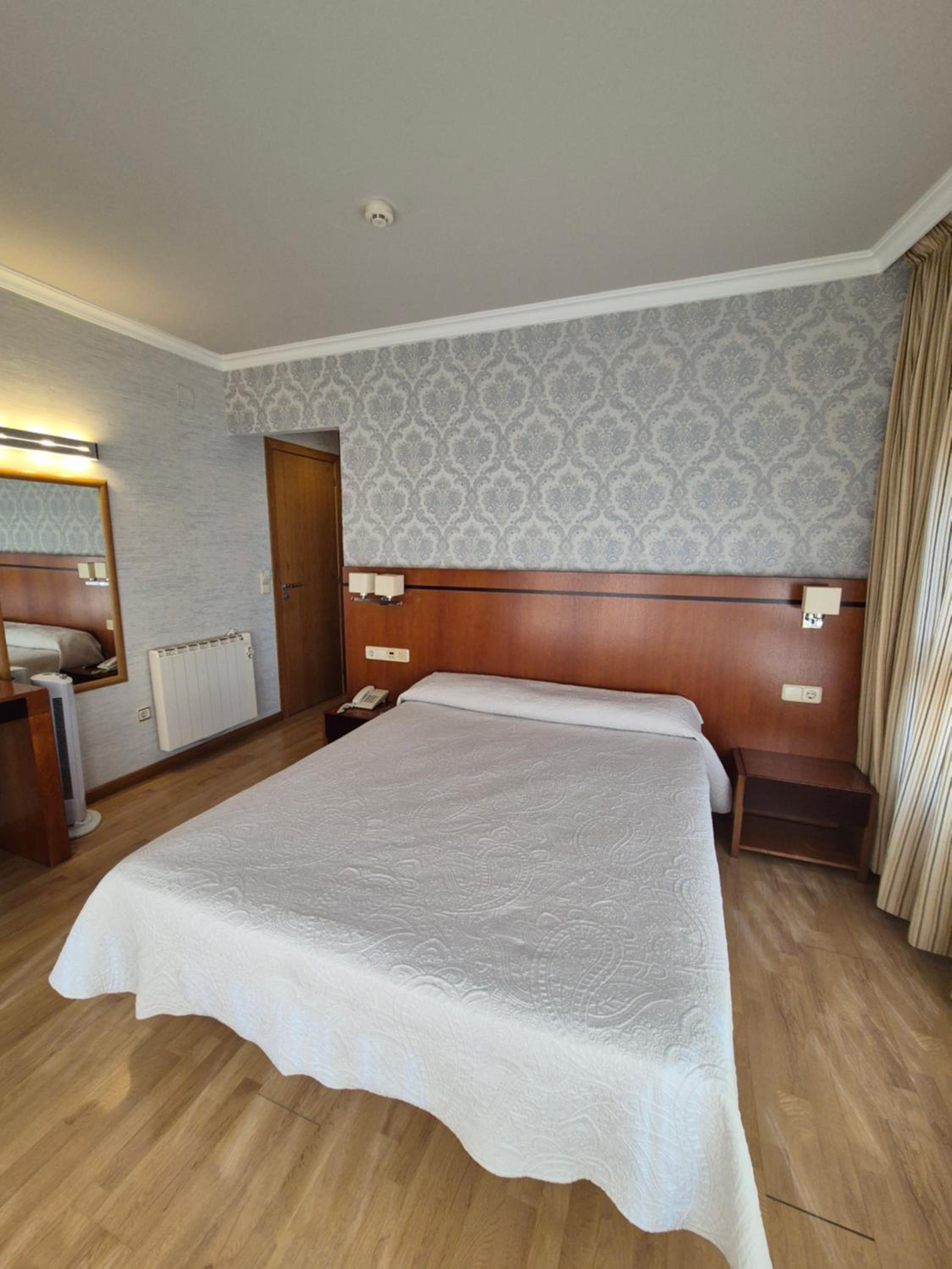 Hotel HHB Pontevedra Confort 25/58