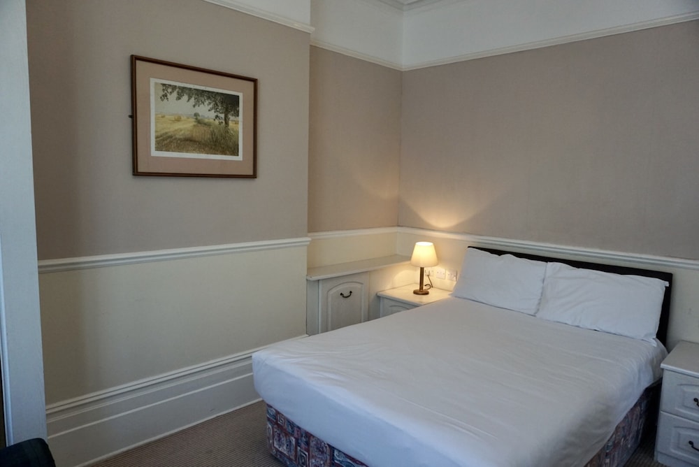 Albany Brighton & Hove 29/59