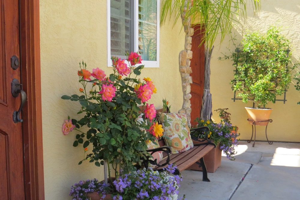 Leucadia Beach Inn 27/52