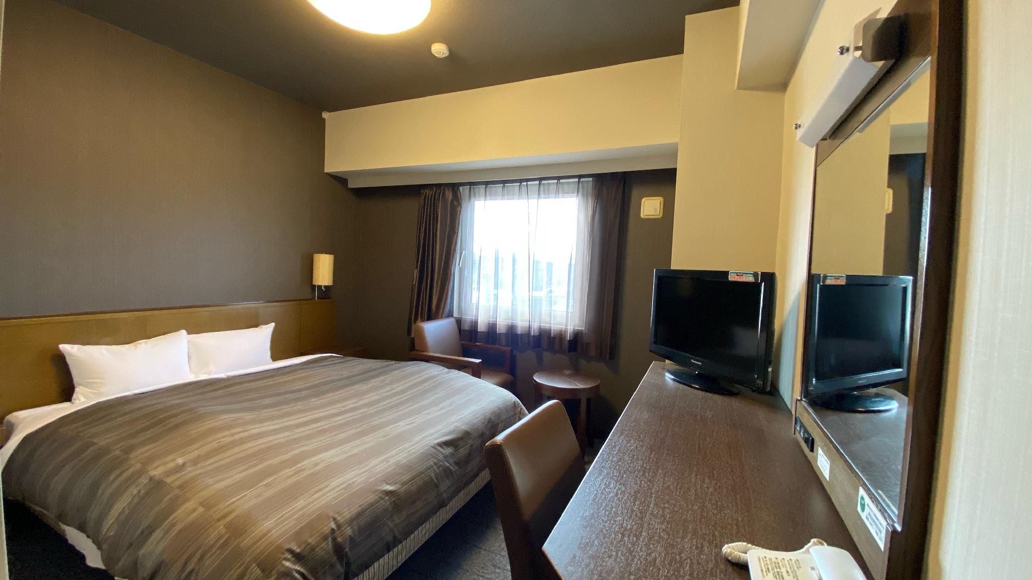 Standard, Double Bed, City View