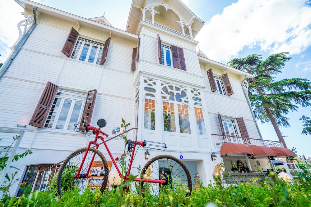 Laden Palas Hotel 2/50