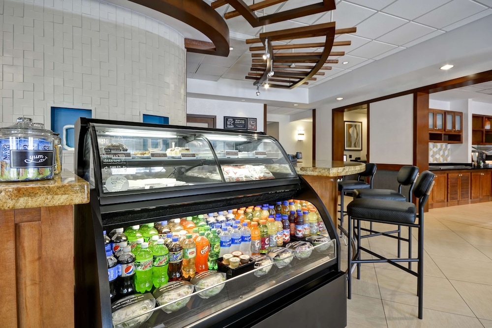 Lobby at Hyatt Place Miami Airport West Doral, MIAMI - FL
