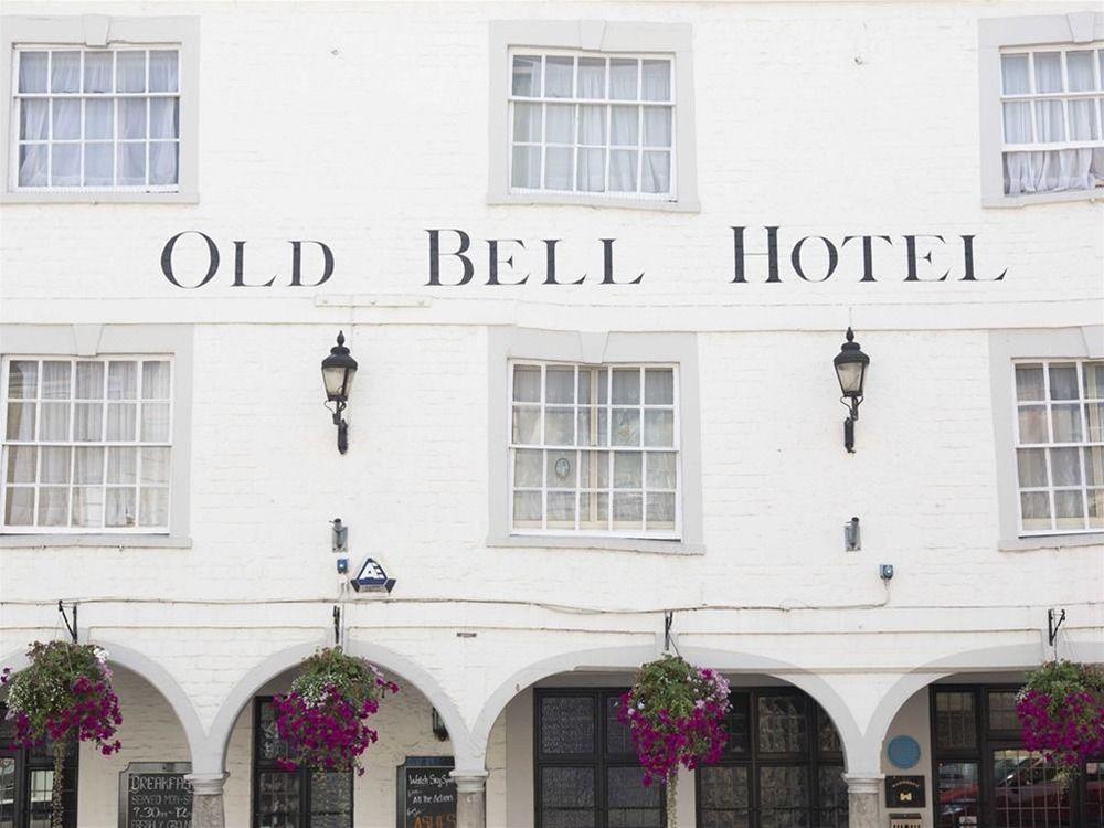 The Old Bell Inn 2/51