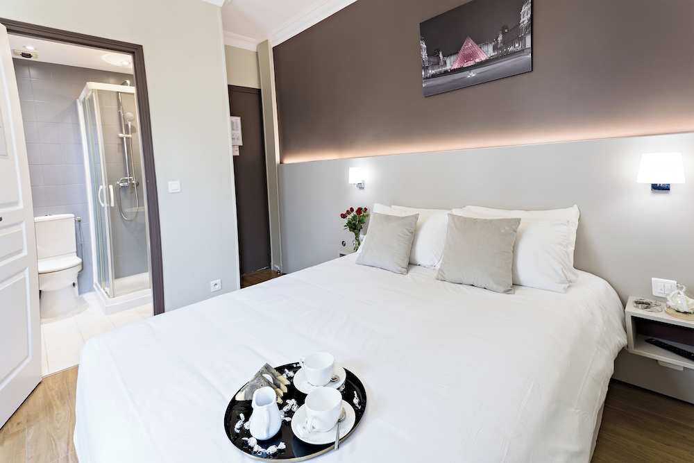 MODERN HOTEL 28/51