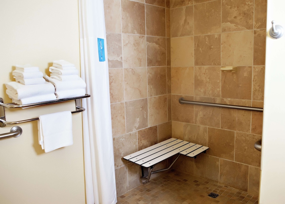 Hampton Inn Martin 27/43