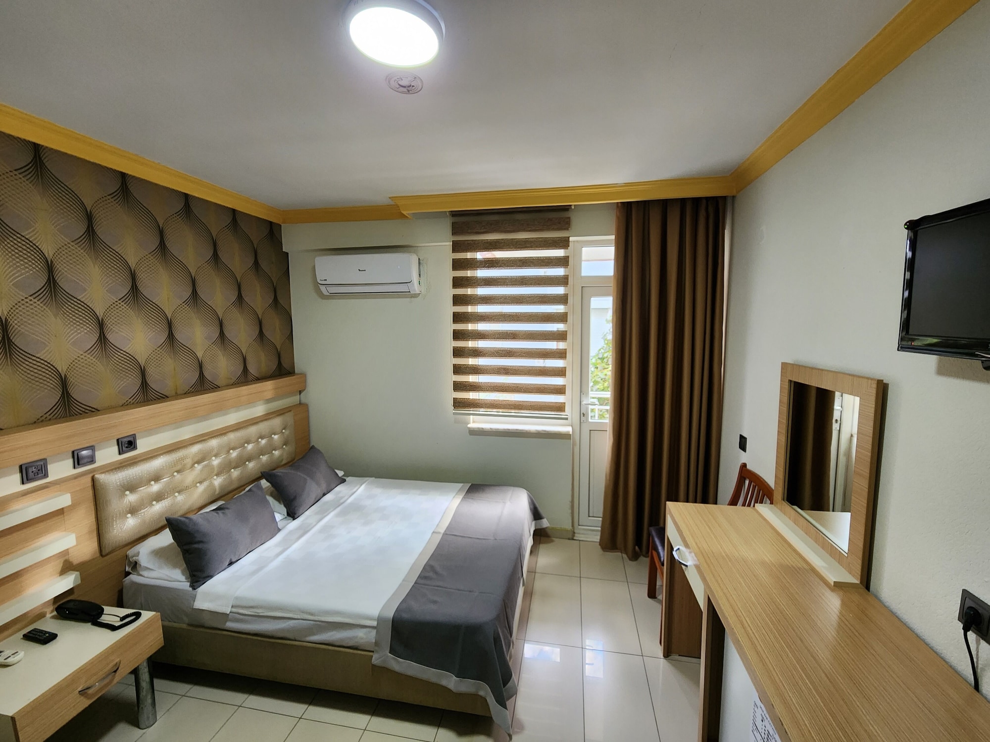 STANDARD, TWIN BEDS