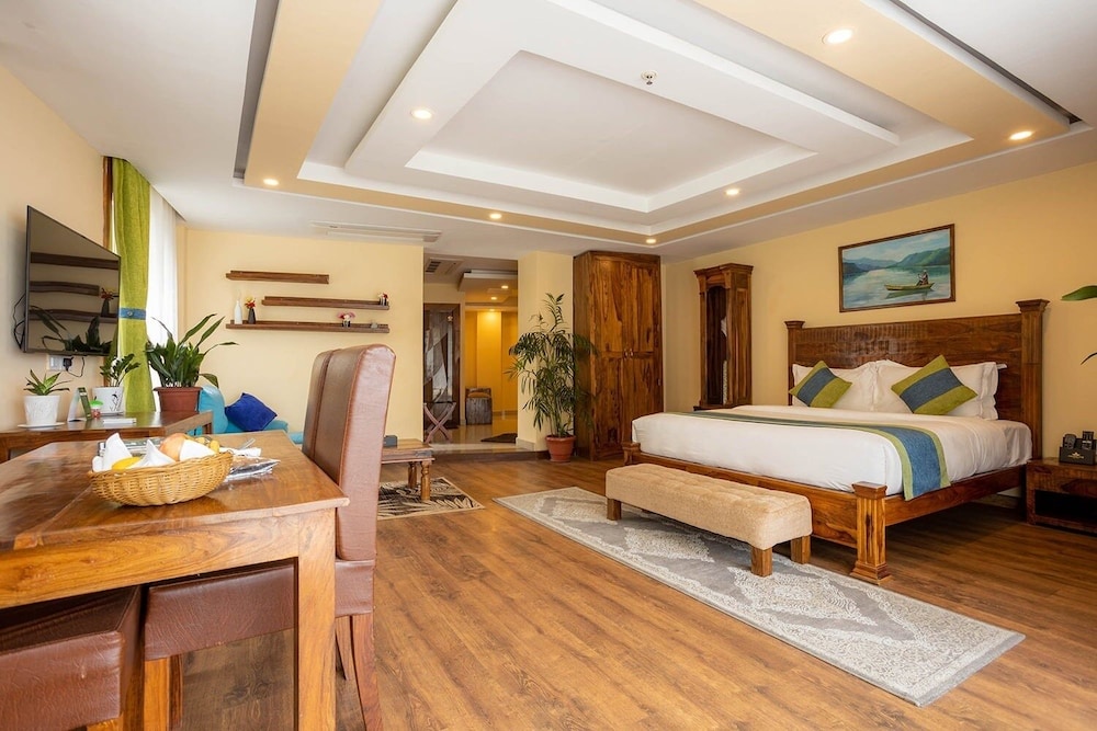 Aagantuk Resort 26/75