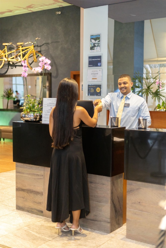 Golden Tulip Porto Vitoria 7/72