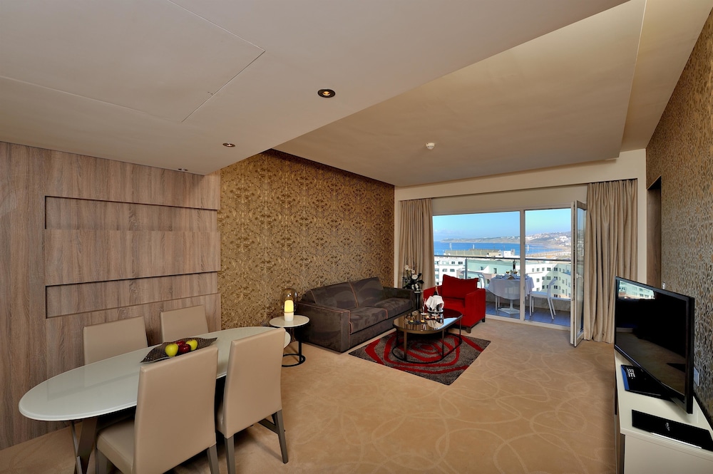 Royal Tulip City Center Tanger Hotel 40/72