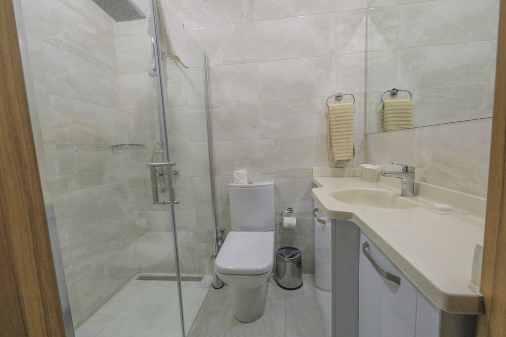 Mc Palace Hotel & Spa & Convention 40/41