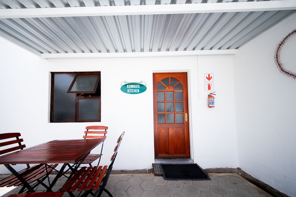 Kleinplasie Guest House 4/29