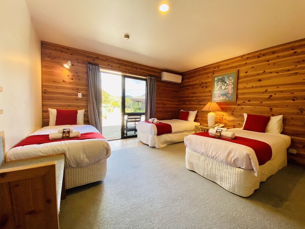 Pacific Harbour Villas(FORMERLY Pacific Harbour Lodge) 23/66