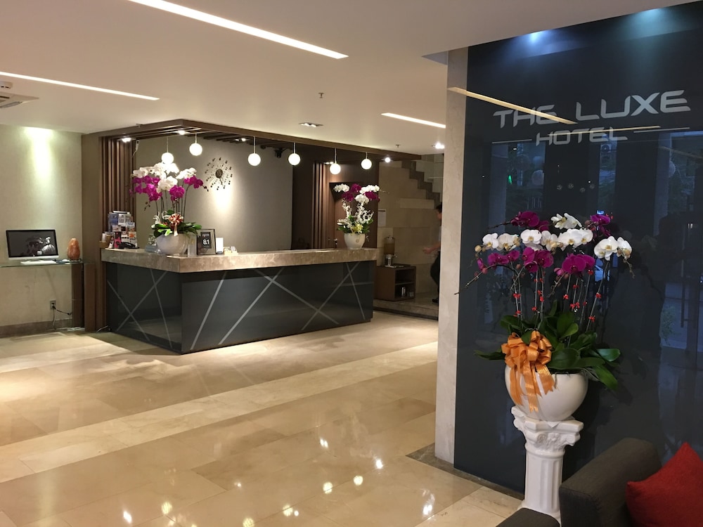 The Luxe Hotel 10/50