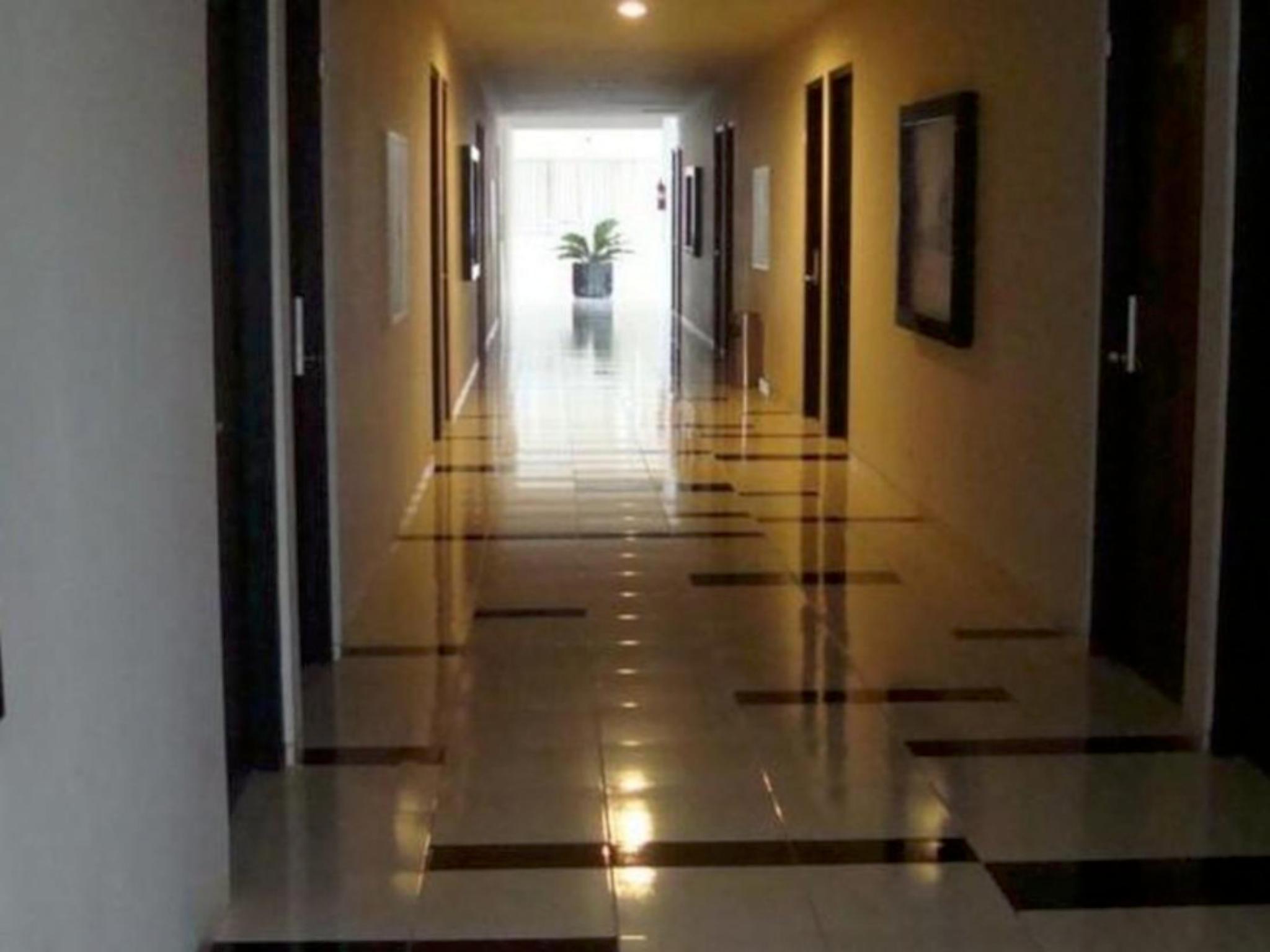 Hotel Royal Jember 14/24