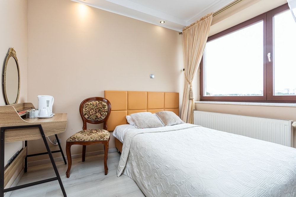 Royal Residence 14/50