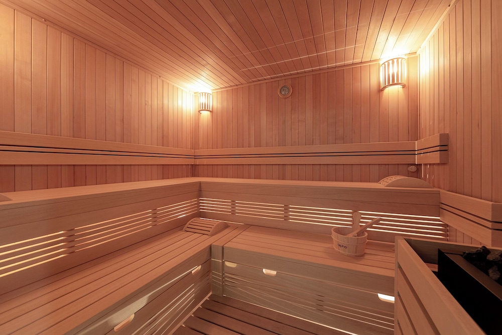 Central City Luxury Residence 16/50