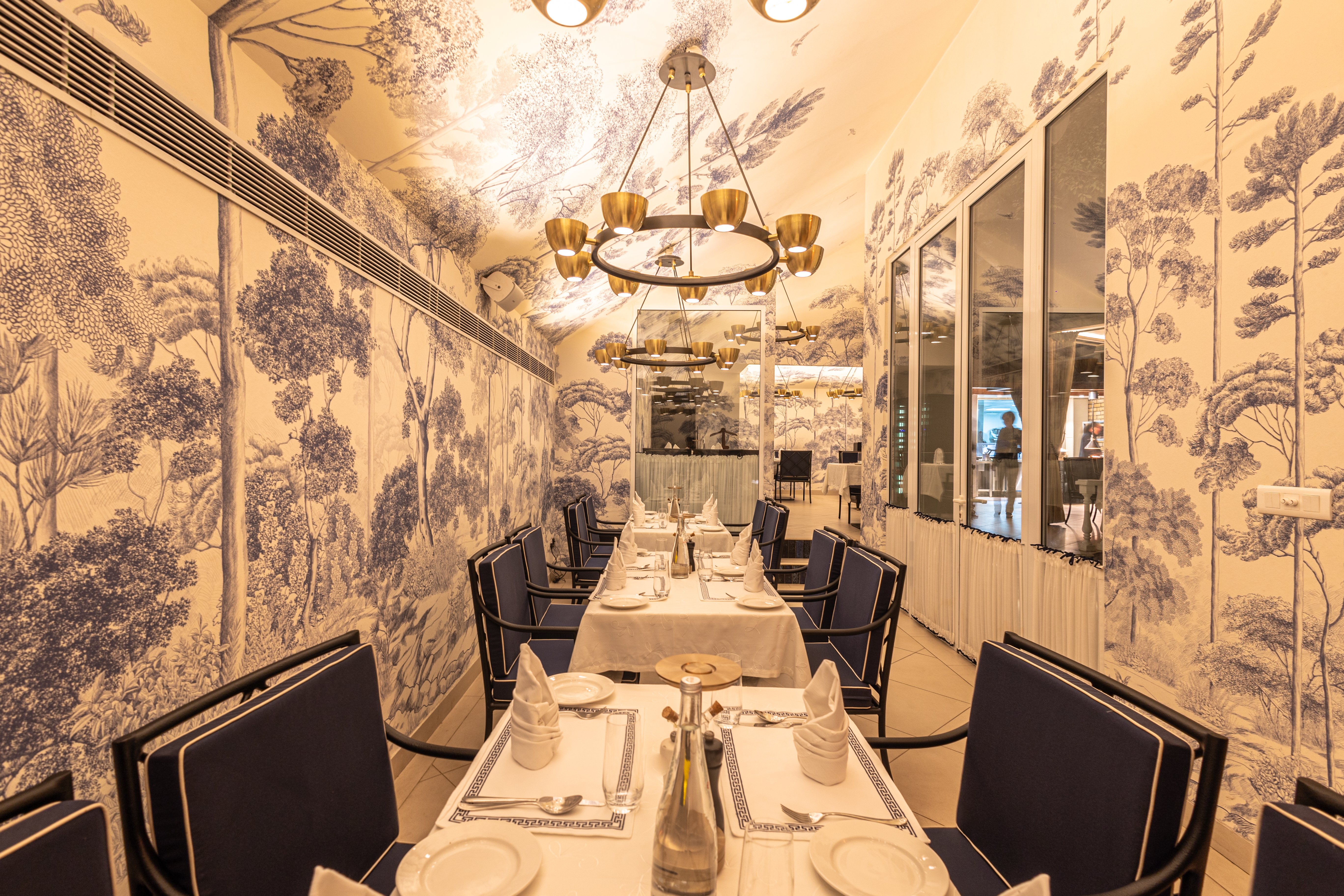 The Claridges New Delhi 49/64
