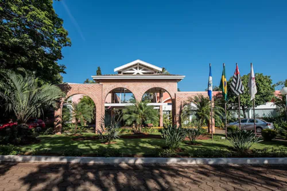 Carlton Plaza Hotel Limeira 44/50