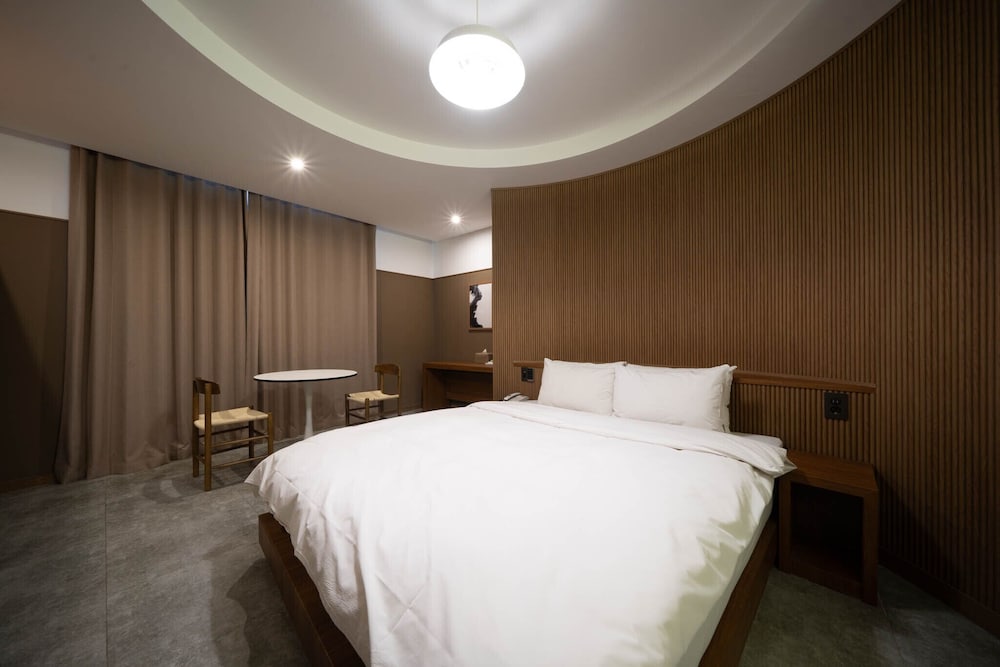 Brown-Dot Hotel Daegu Hyukshin Doshi 23/50