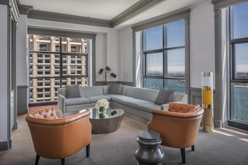 Manchester Grand Hyatt San Diego 47/70